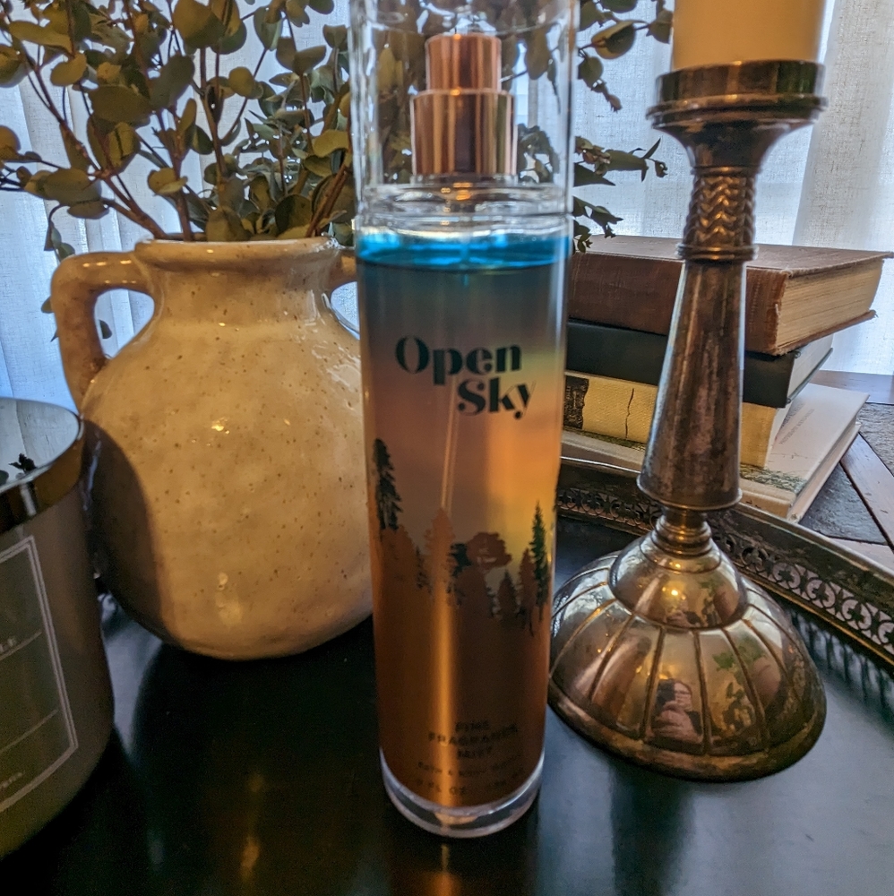 Open Sky bath and body works spray